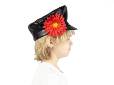 Картуз с цветком