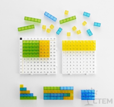 Математические доски и полупрозрачные кубики. Набор
