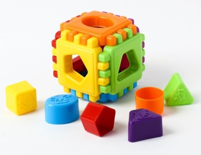Развивающая игрушка Логический куб «Геометрик» 10,5х10,5х10,5см.