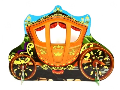 Театральная декорация "Карета"