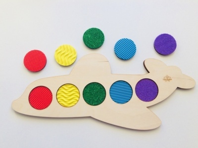 Тактильная игра "Самолет"(5 см.диаметр)