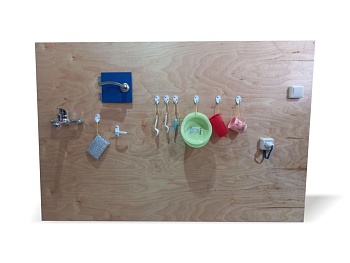 Стенд для развития бытовых навыков «На кухне»