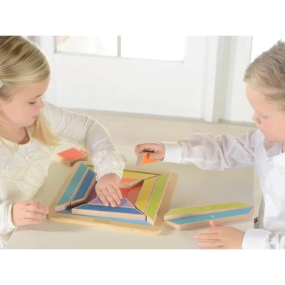 Панель "Радужные плитки"