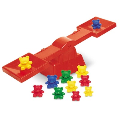 Игрушечные Весы "Базовые с семейкой медведей" (11 элементов с фигурками