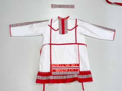 Марийский национальный костюм (девочка)