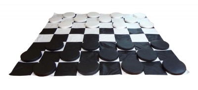 Мягкий игровой набор Шашки-великаны. Игровое поле, 24 шашки.