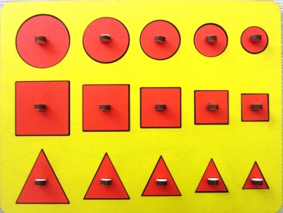 Рамки-вкладыши М.Монтессори Больше-меньше