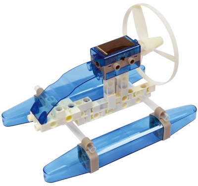 Катамаран на солнечной энергии